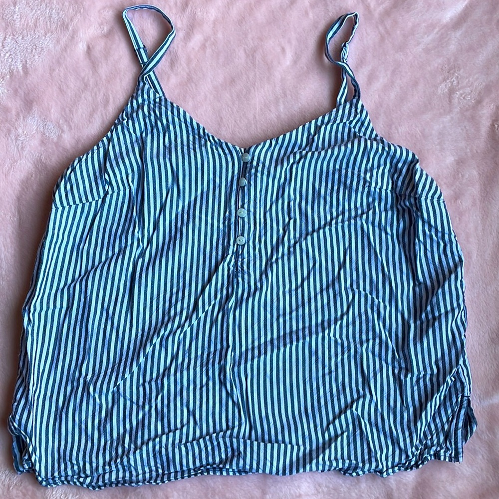 Old Navy like-new tank